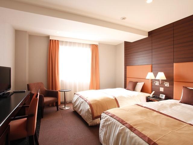 Hotel Metropolitan Takasaki Bagian luar foto