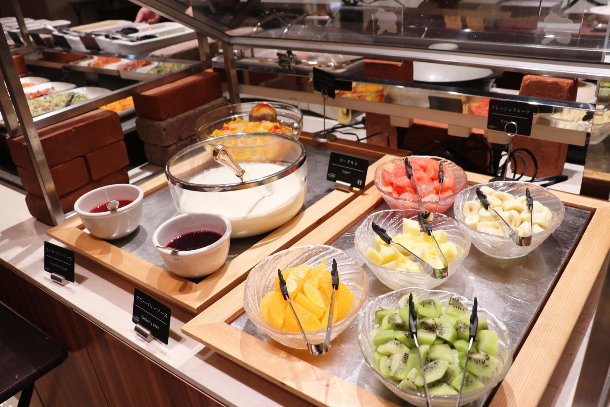 Hotel Metropolitan Takasaki Bagian luar foto