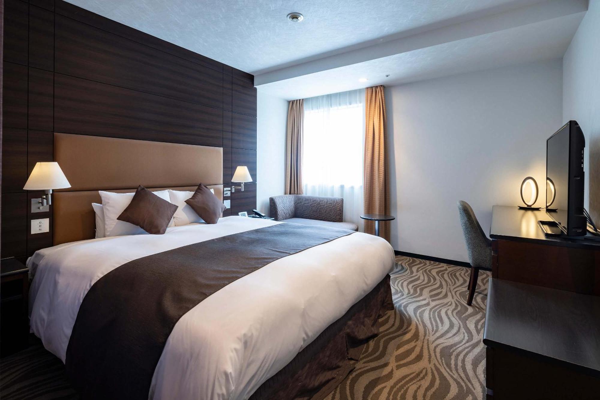 Hotel Metropolitan Takasaki Bagian luar foto