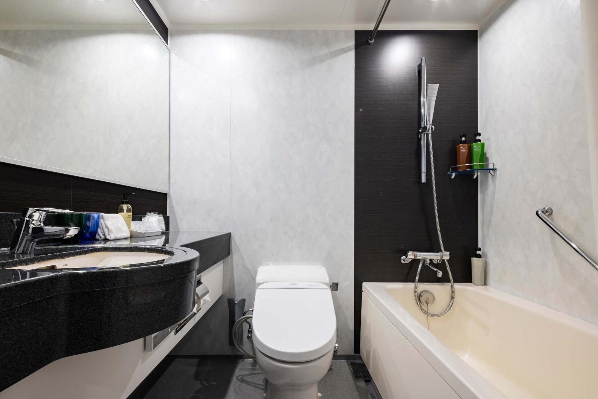 Hotel Metropolitan Takasaki Bagian luar foto