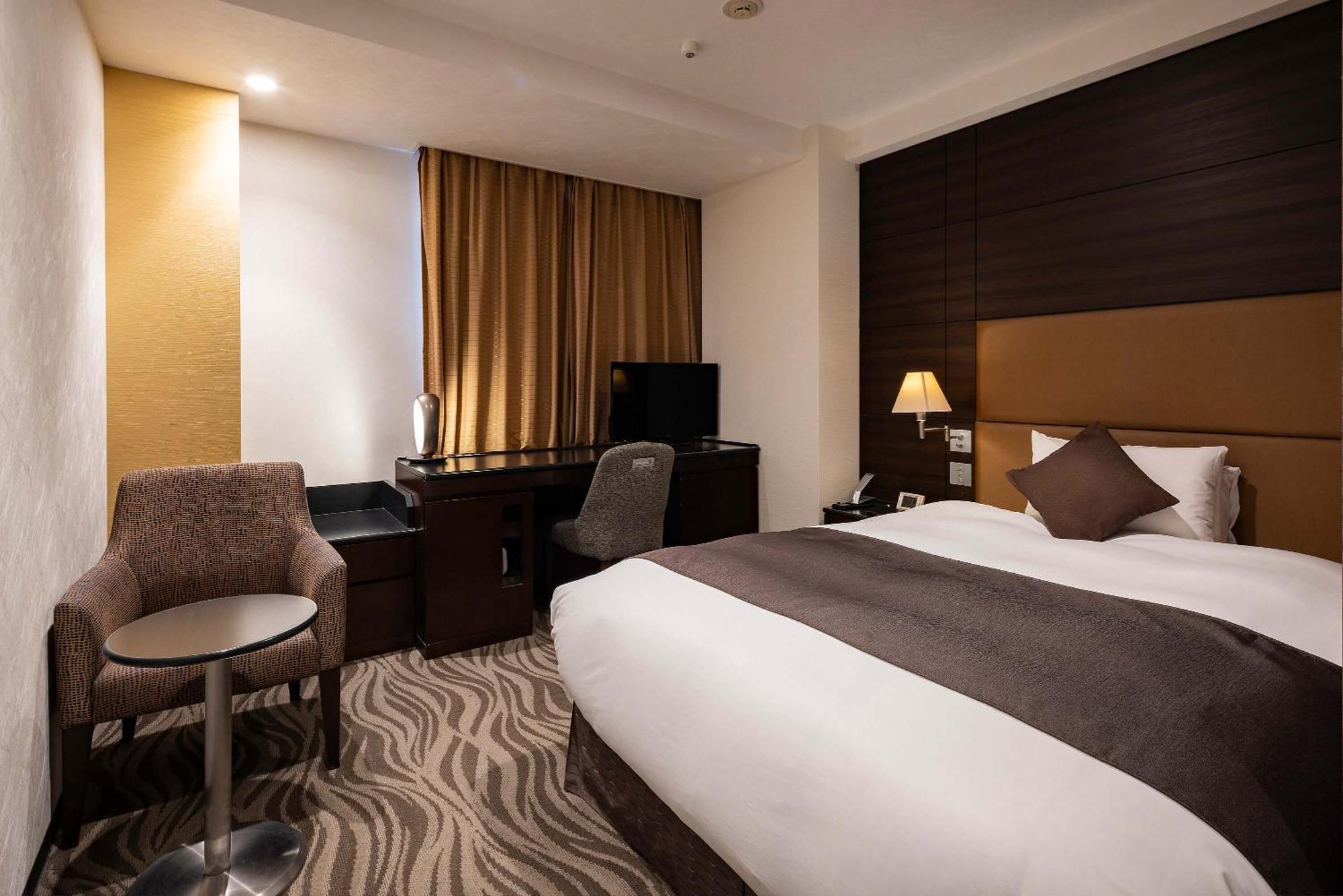 Hotel Metropolitan Takasaki Bagian luar foto